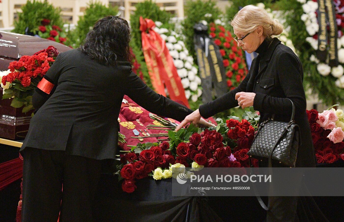 Прощание с Ю. Темиркановым в Санкт-Петербурге