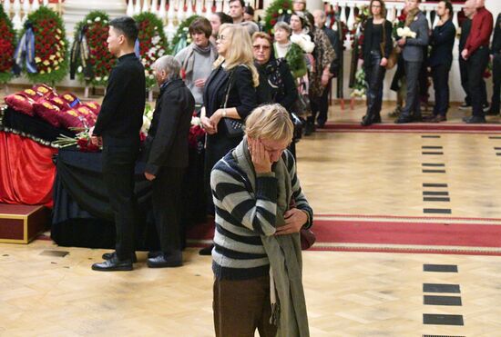 Прощание с Ю. Темиркановым в Санкт-Петербурге