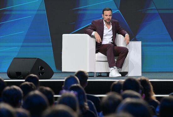 Выставка "Россия". Марафон "Знание. Первые". Трек "Знание. Родина"