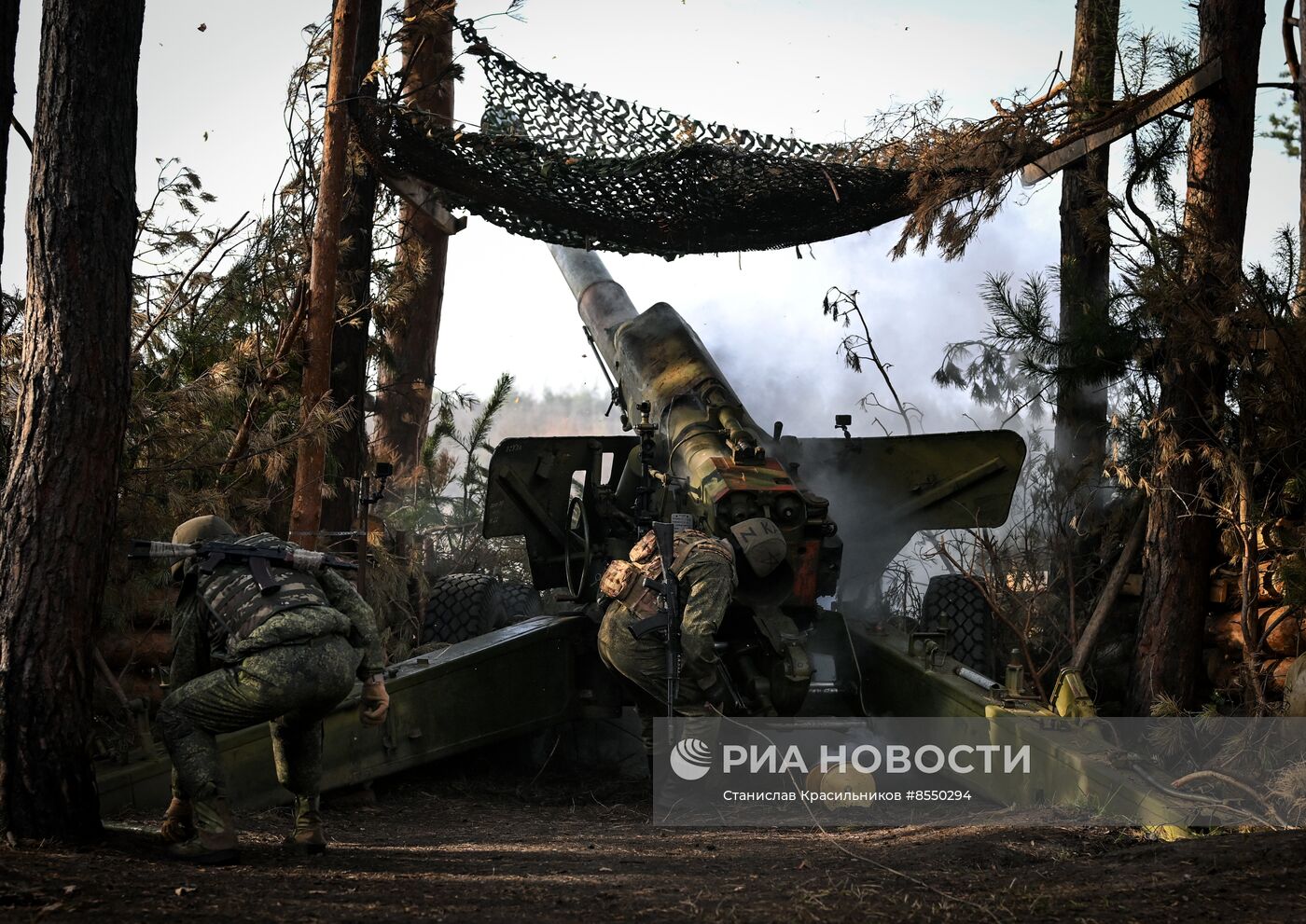 Боевая работа 152-мм пушки 2А3б "Гиацинт-Б" на Краснолиманском направлении СВО
