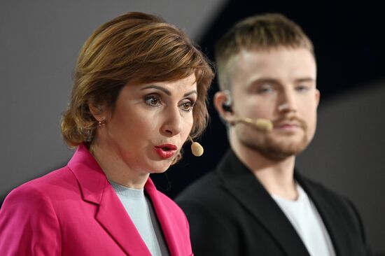 Выставка "Россия".  Марафон "Знание. Первые". Трек "Суверенитет"