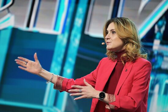 Выставка "Россия". Марафон "Знание. Первые". Трек "Знание. Родина"