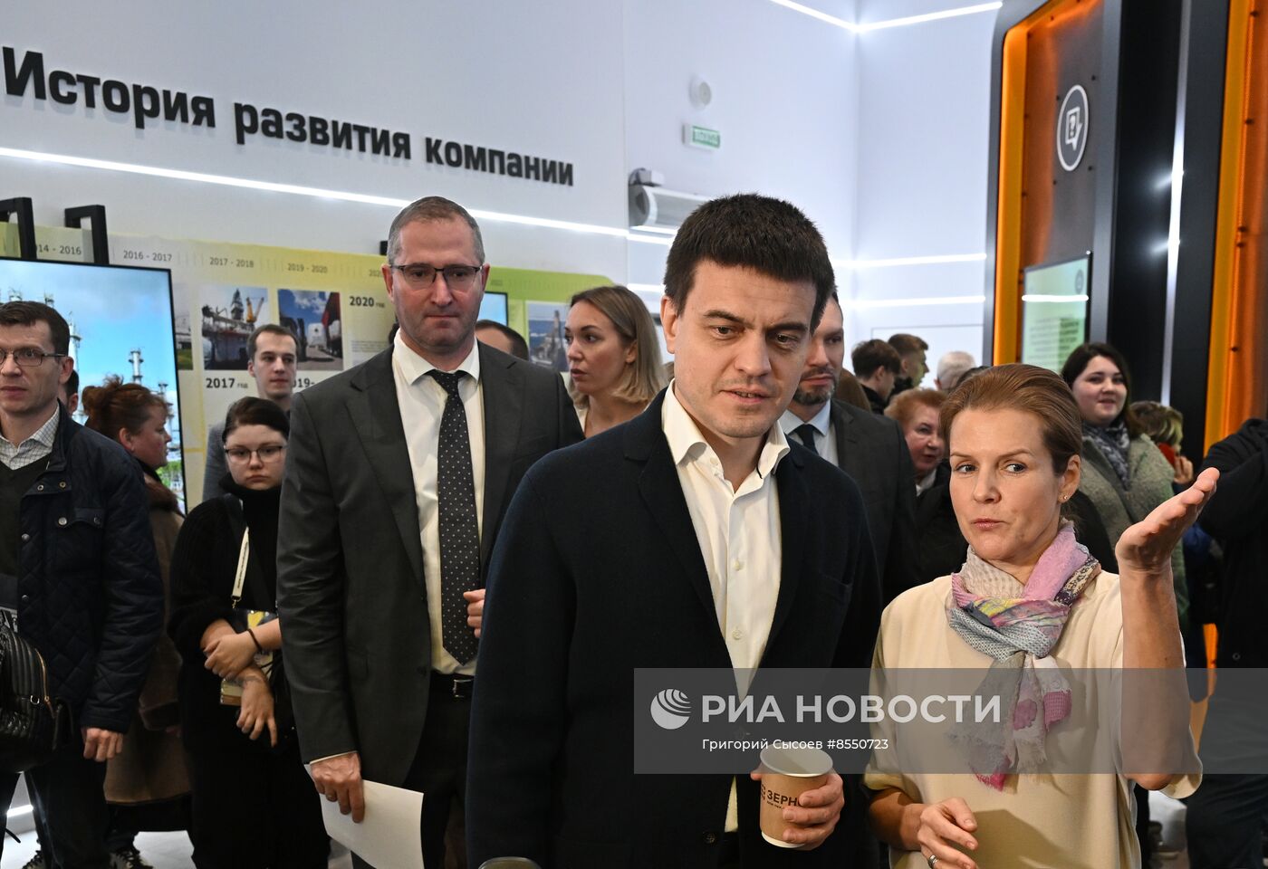 Выставка "Россия". Торжественное открытие Дней Красноярского края и презентация проекта "Восток Ойл"