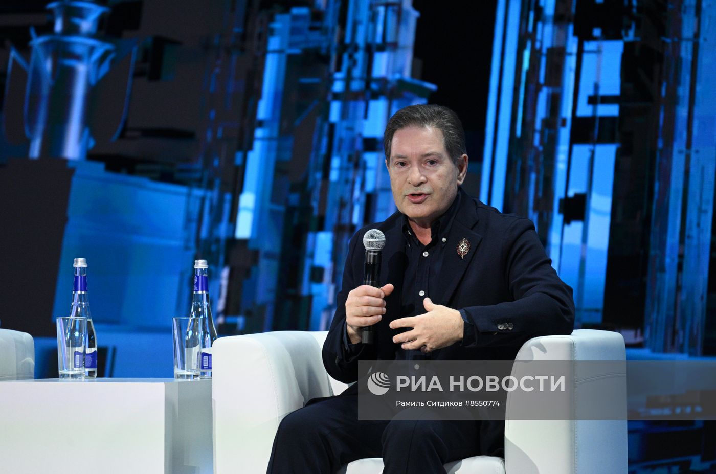 Выставка "Россия". Марафон "Знание. Первые". Трек "Знание. Сила"