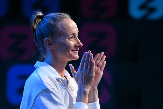 Выставка "Россия".  Марафон "Знание. Первые". Трек "Знание. Сила"