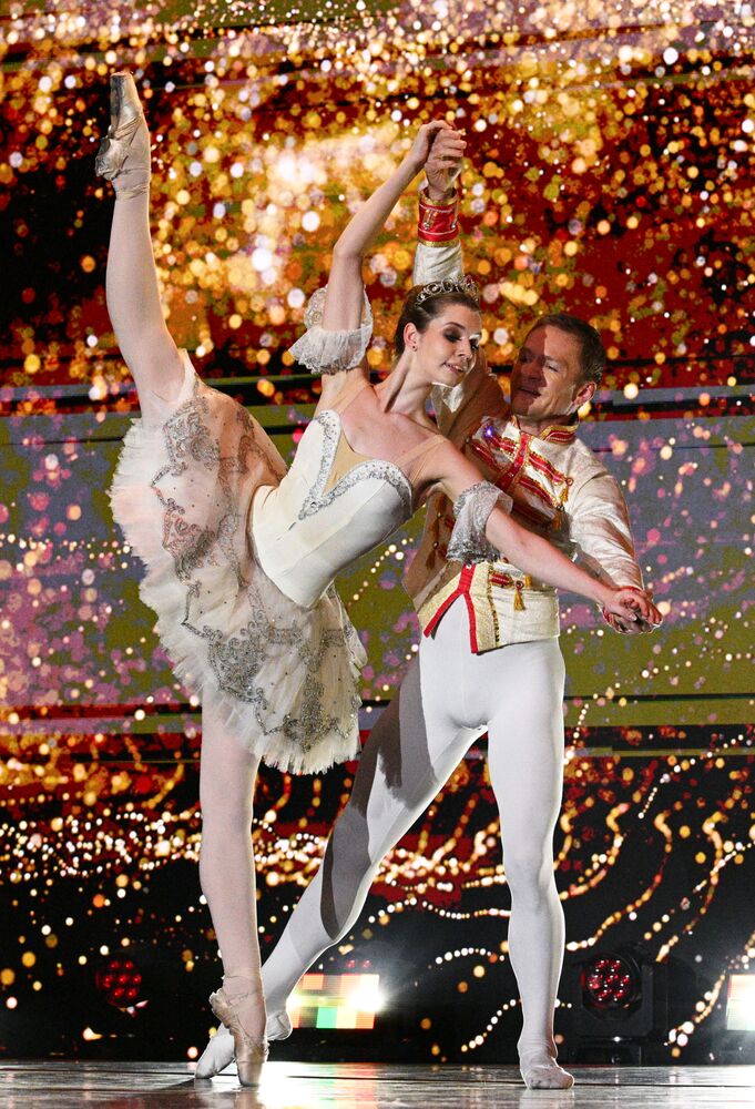 Выставка "Россия".  Марафон "Знание. Первые". Трек "Знание. Сила"