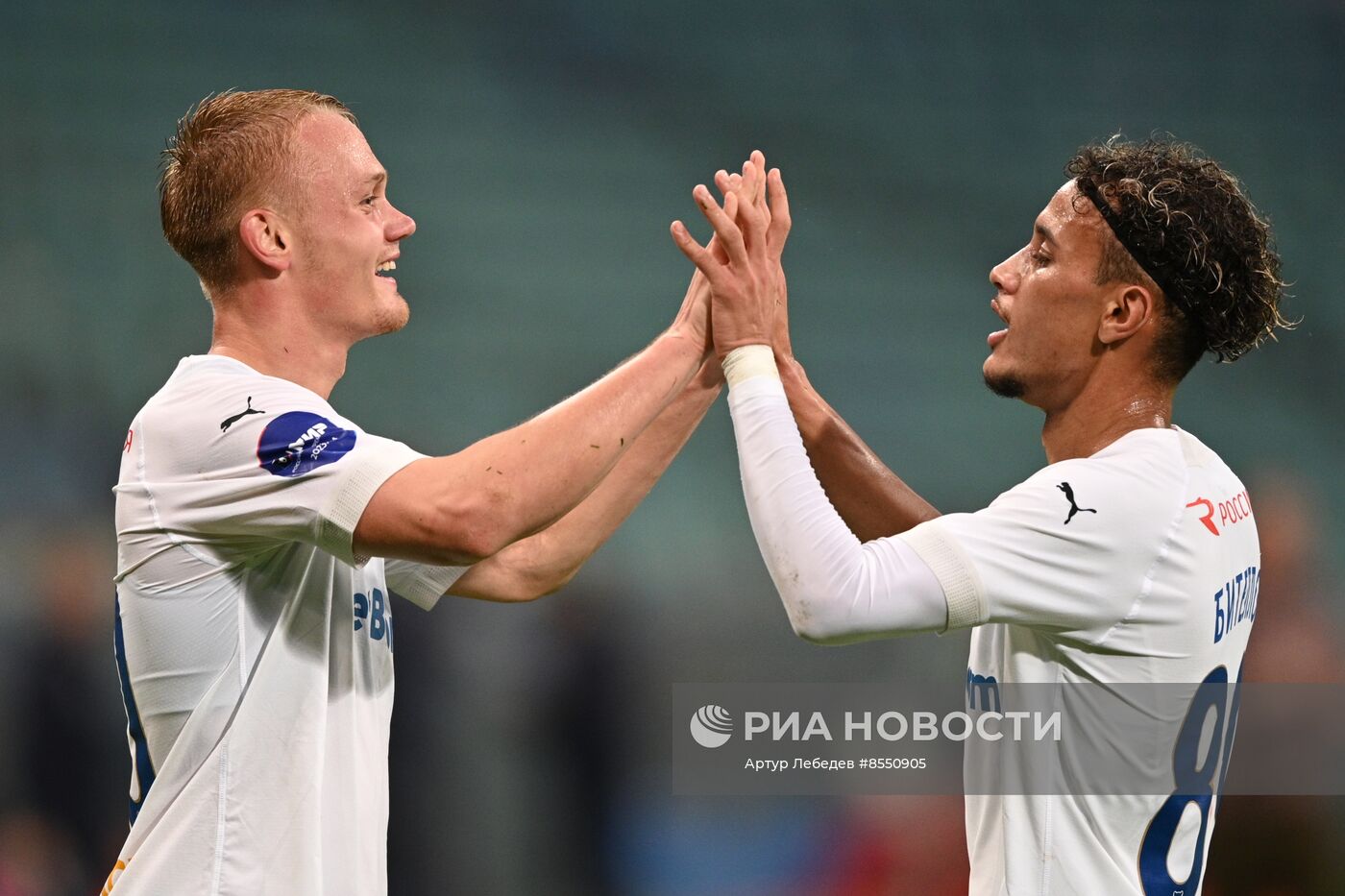 Футбол. РПЛ. Матч "Сочи" - "Динамо"