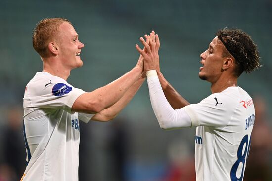 Футбол. РПЛ. Матч "Сочи" - "Динамо"