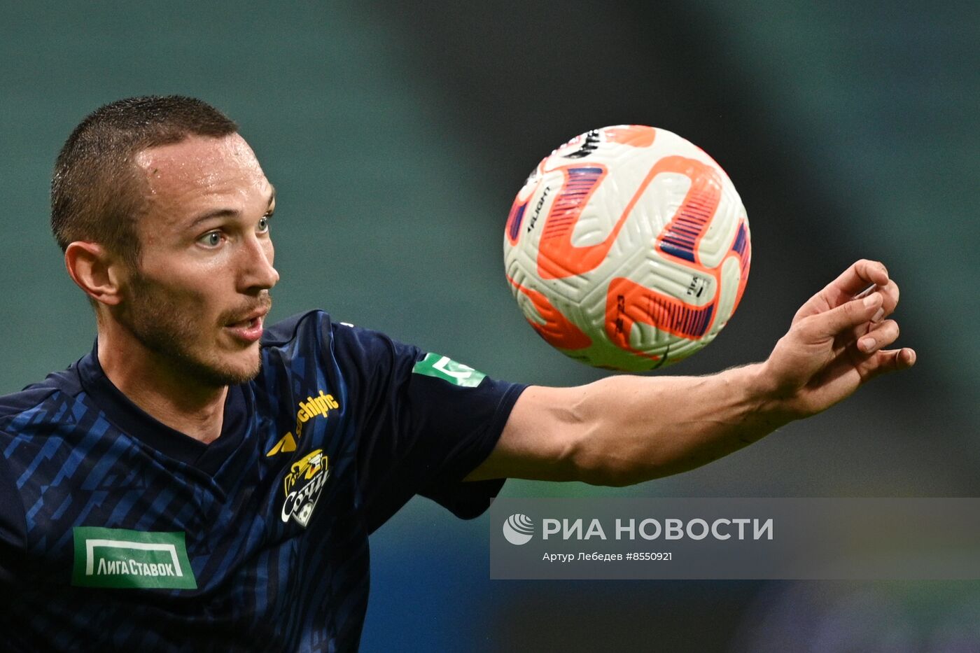 Футбол. РПЛ. Матч "Сочи" - "Динамо"