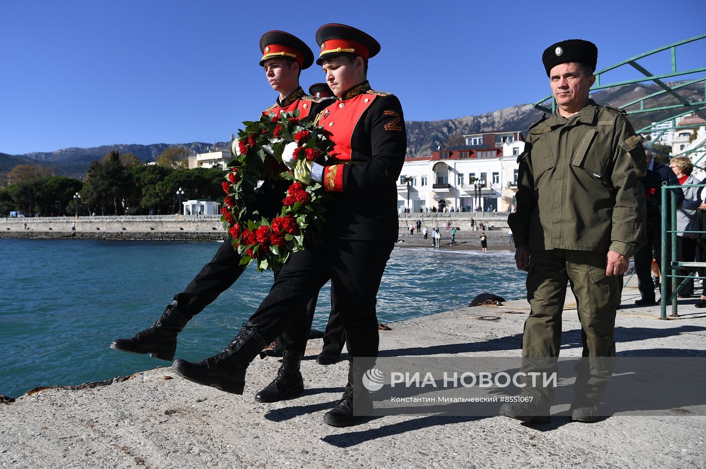 Открытие мемориала жертвам трагедии теплохода "Армения"