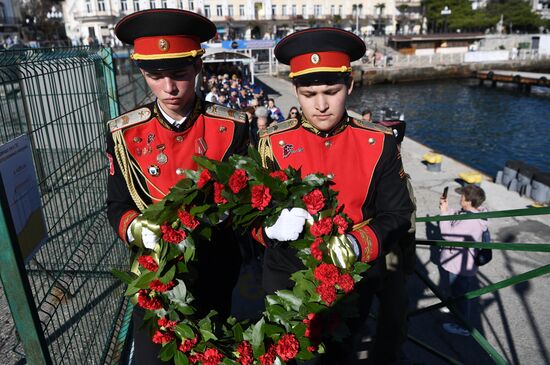 Открытие мемориала жертвам трагедии теплохода "Армения"