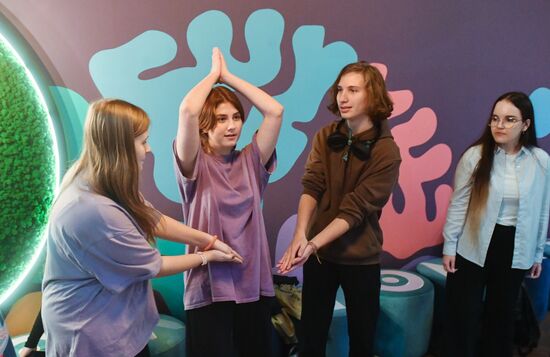 Выставка "Россия". Старт программы, направленной на популяризацию театрального искусства