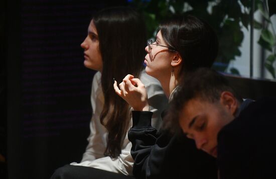 Выставка "Россия". Старт программы, направленной на популяризацию театрального искусства