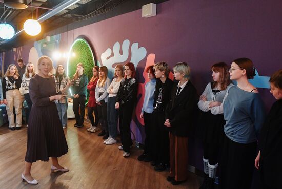 Выставка "Россия". Старт программы, направленной на популяризацию театрального искусства