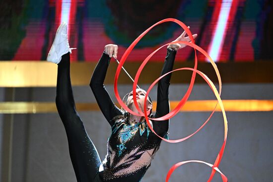 Выставка "Россия". Открытие экспозиции "Первые в России - стране возможностей" с шоу-программой