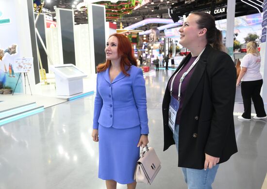 Выставка "Россия". Встреча с депутатами