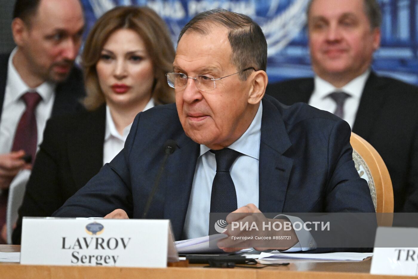 Глава МИД РФ С. Лавров принял участие в "круглом столе" по урегулированию украинского кризиса