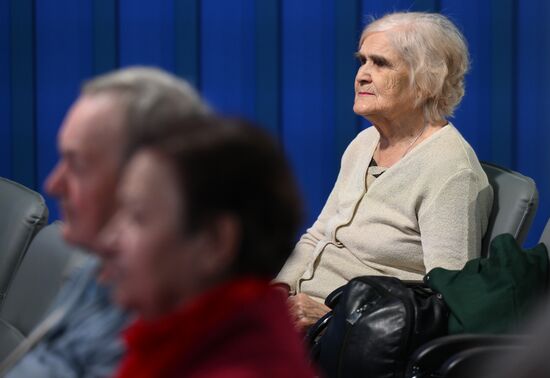 Выставка "Россия". Московский международный фестиваль пенсионеров