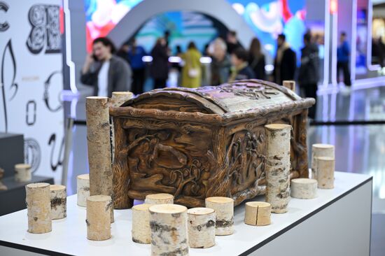 Выставка "Россия". Подготовка Универмага к открытию 