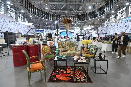 Выставка "Россия". Подготовка Универмага к открытию 