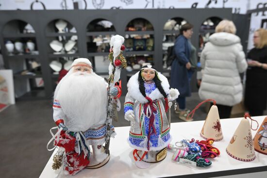 Выставка "Россия". Подготовка Универмага к открытию 