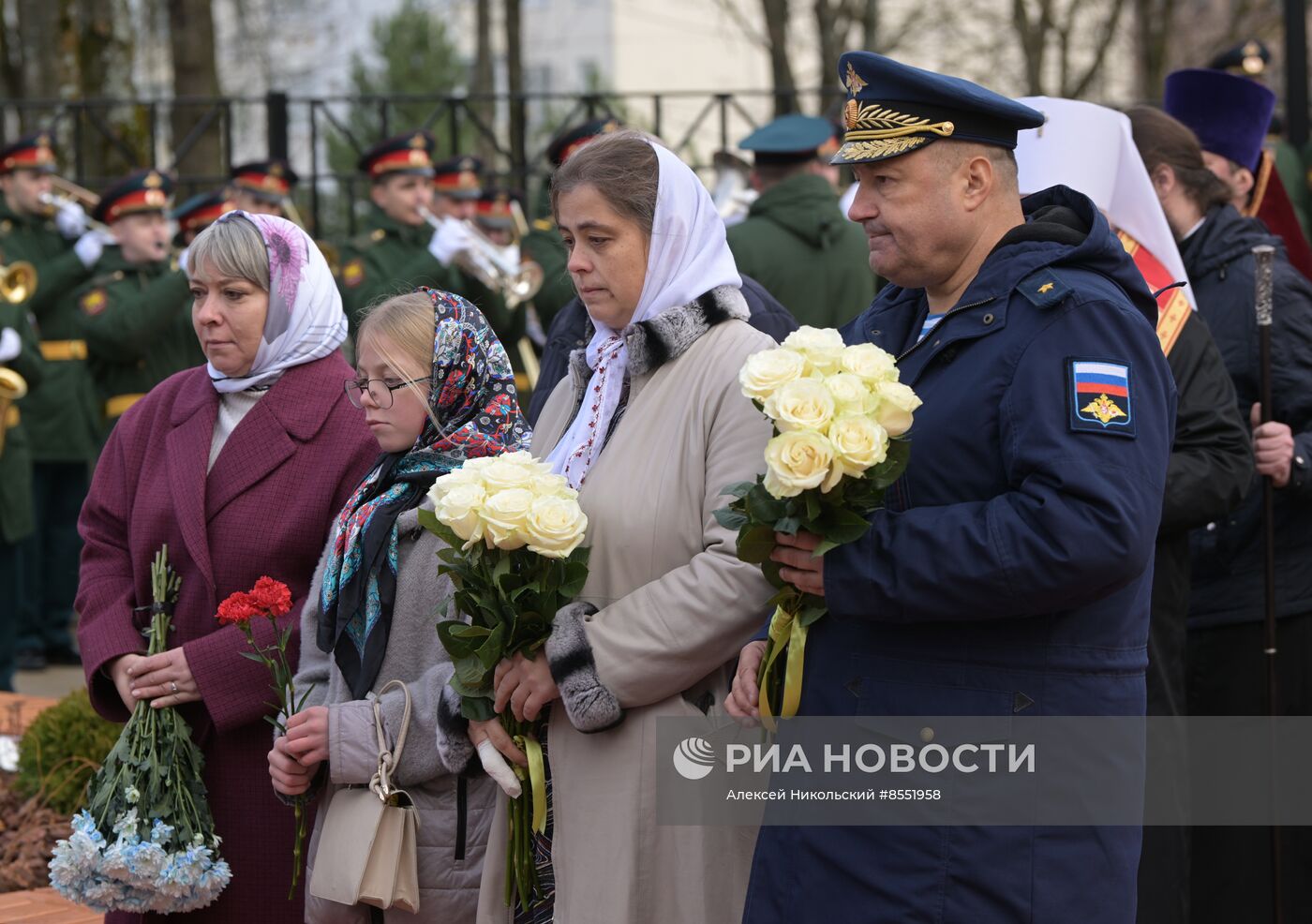 Открытие памятника герою России протоиерею Михаилу Васильеву