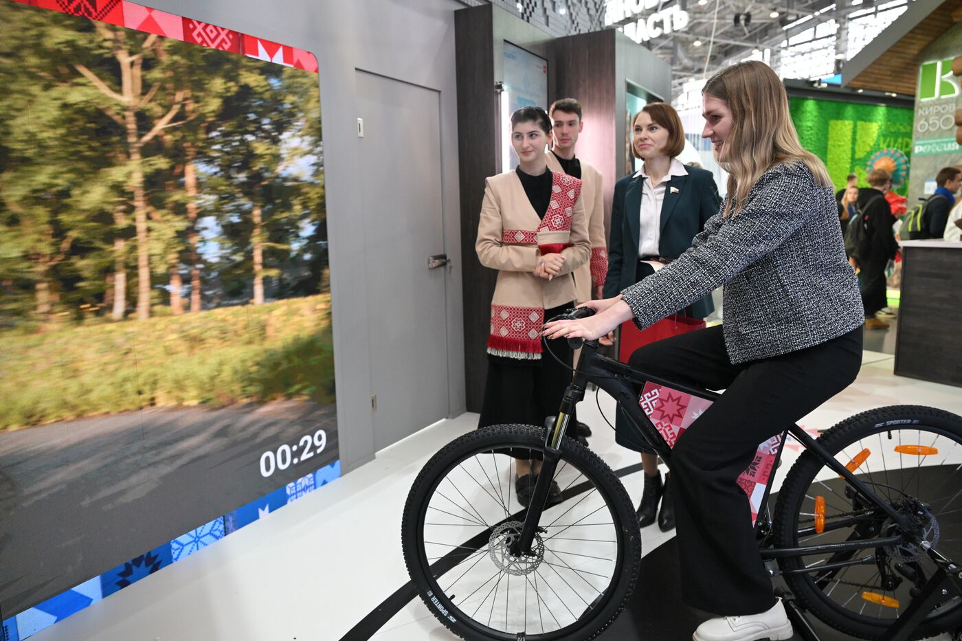 Выставка "Россия". Встреча с депутатами