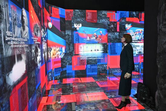 Выставка "Россия". Встреча с депутатами