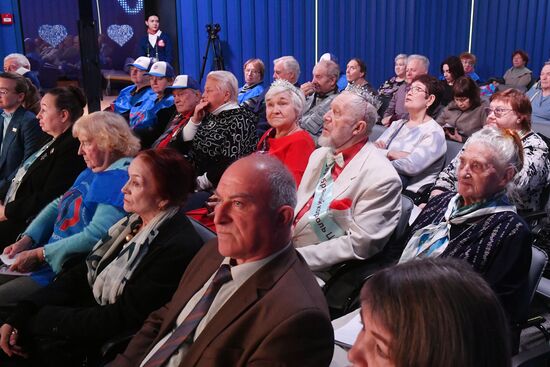 Выставка "Россия". Московский международный фестиваль пенсионеров