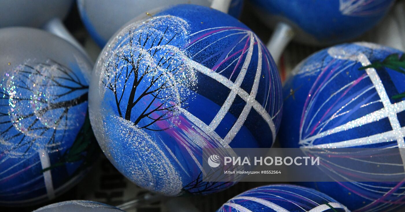 Производство елочных игрушек в Красноярске