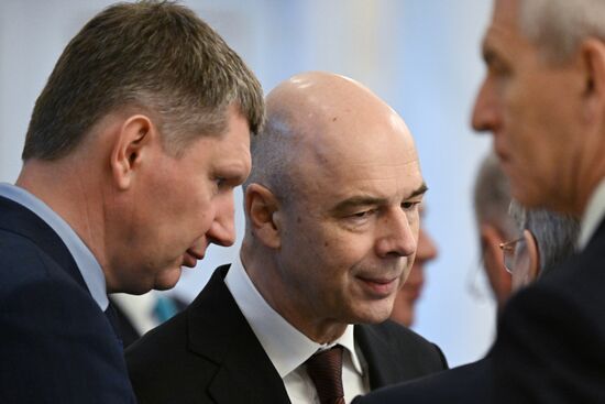 Визит президента РФ В. Путина в Казахстан