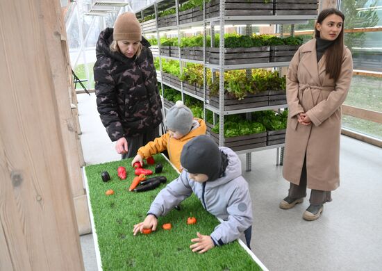 Выставка "Россия". Экспозиция "Есть свое!"