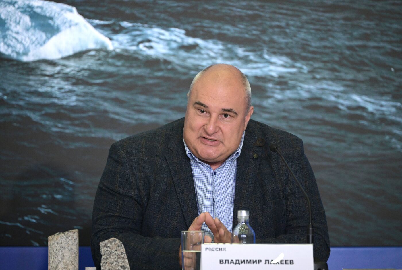 Выставка "Россия". Пресс-конференция "Новая страница в изучении российской Арктики: уникальные геологические экспедиции по исследованию континентального шельфа"