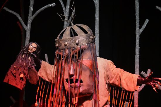 Выставка "Россия". Спектакль "Миргачан или тайна Тунгусского метеорита"