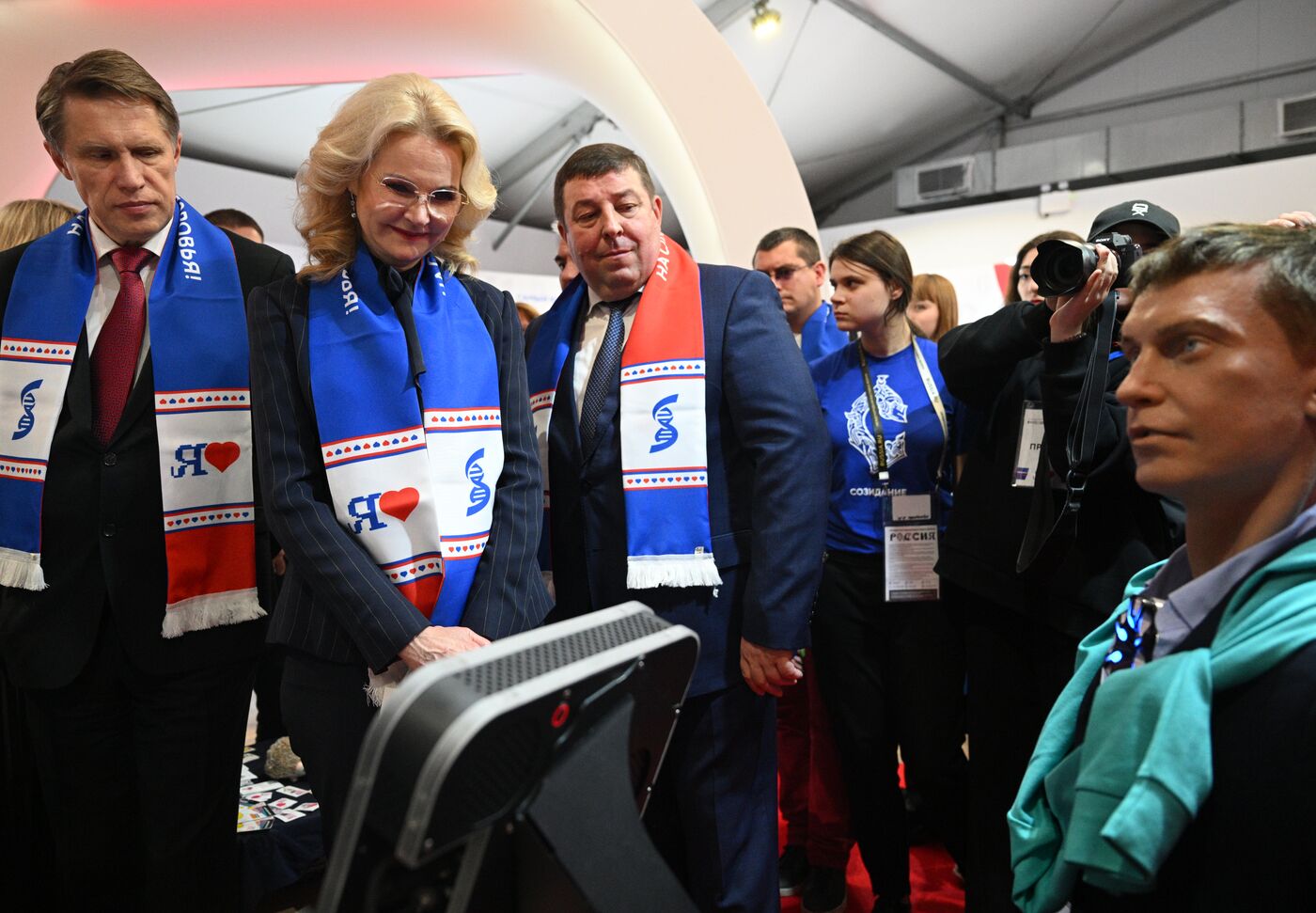 Выставка "Россия". Открытие экспозиции Минздрава России "На службе здоровья!"