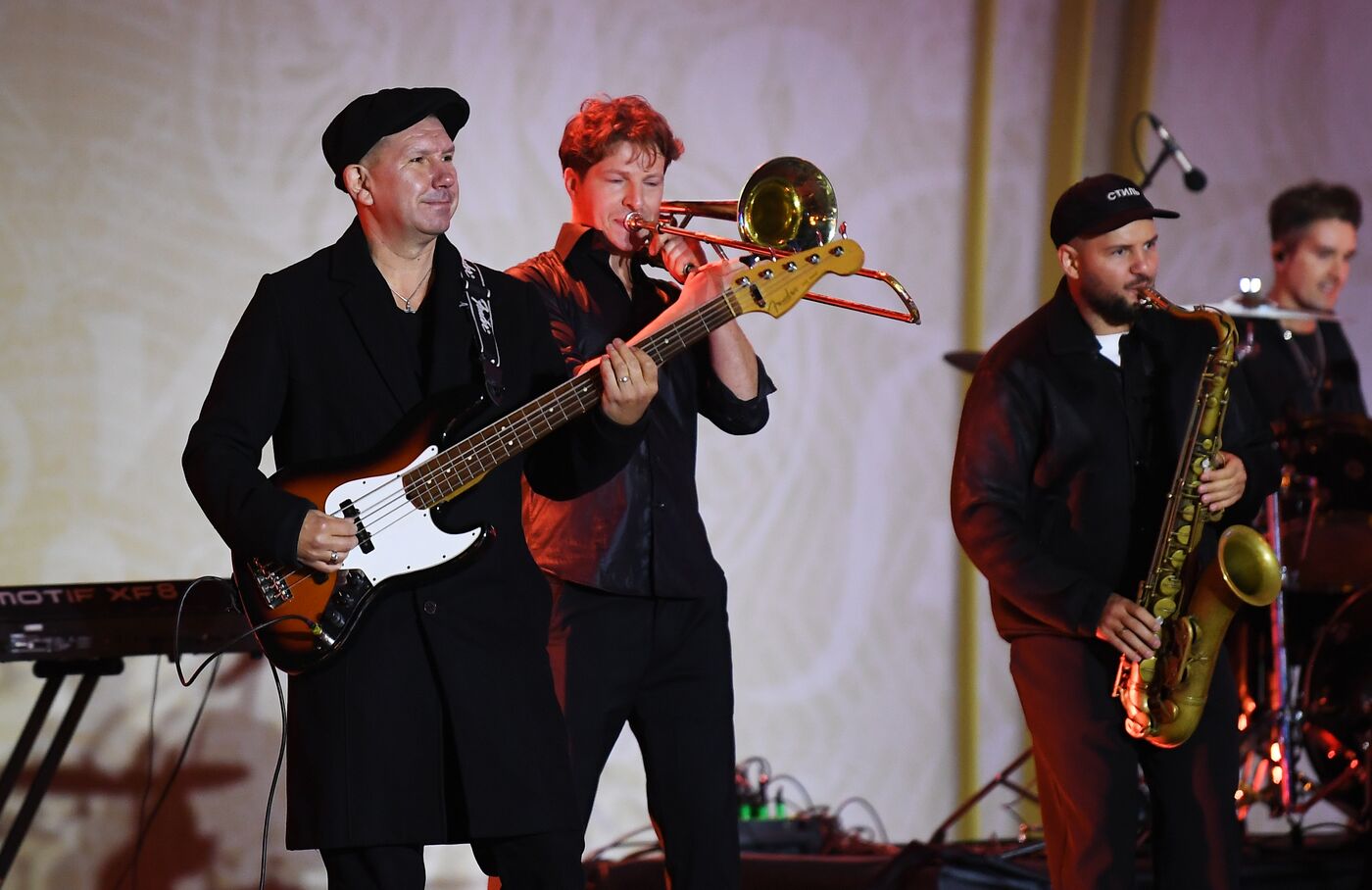 Выставка "Россия". Шоу-посвящение творчеству Олега Газманова