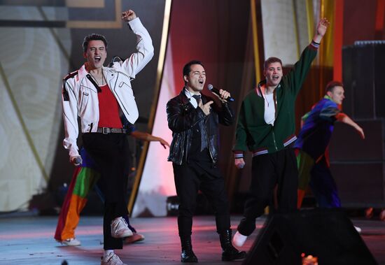 Выставка "Россия". Шоу-посвящение творчеству Олега Газманова