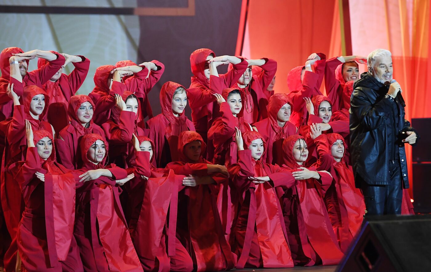 Выставка "Россия". Шоу-посвящение творчеству Олега Газманова