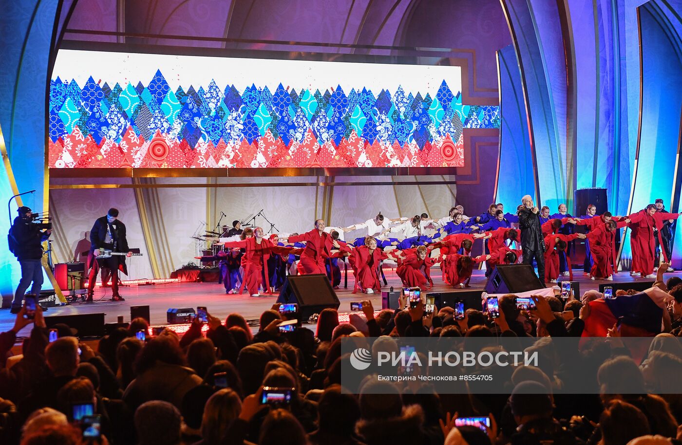 Выставка "Россия". Шоу-посвящение творчеству Олега Газманова