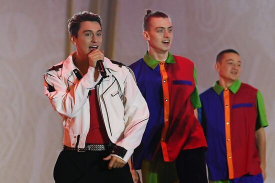 Выставка "Россия". Шоу-посвящение творчеству Олега Газманова