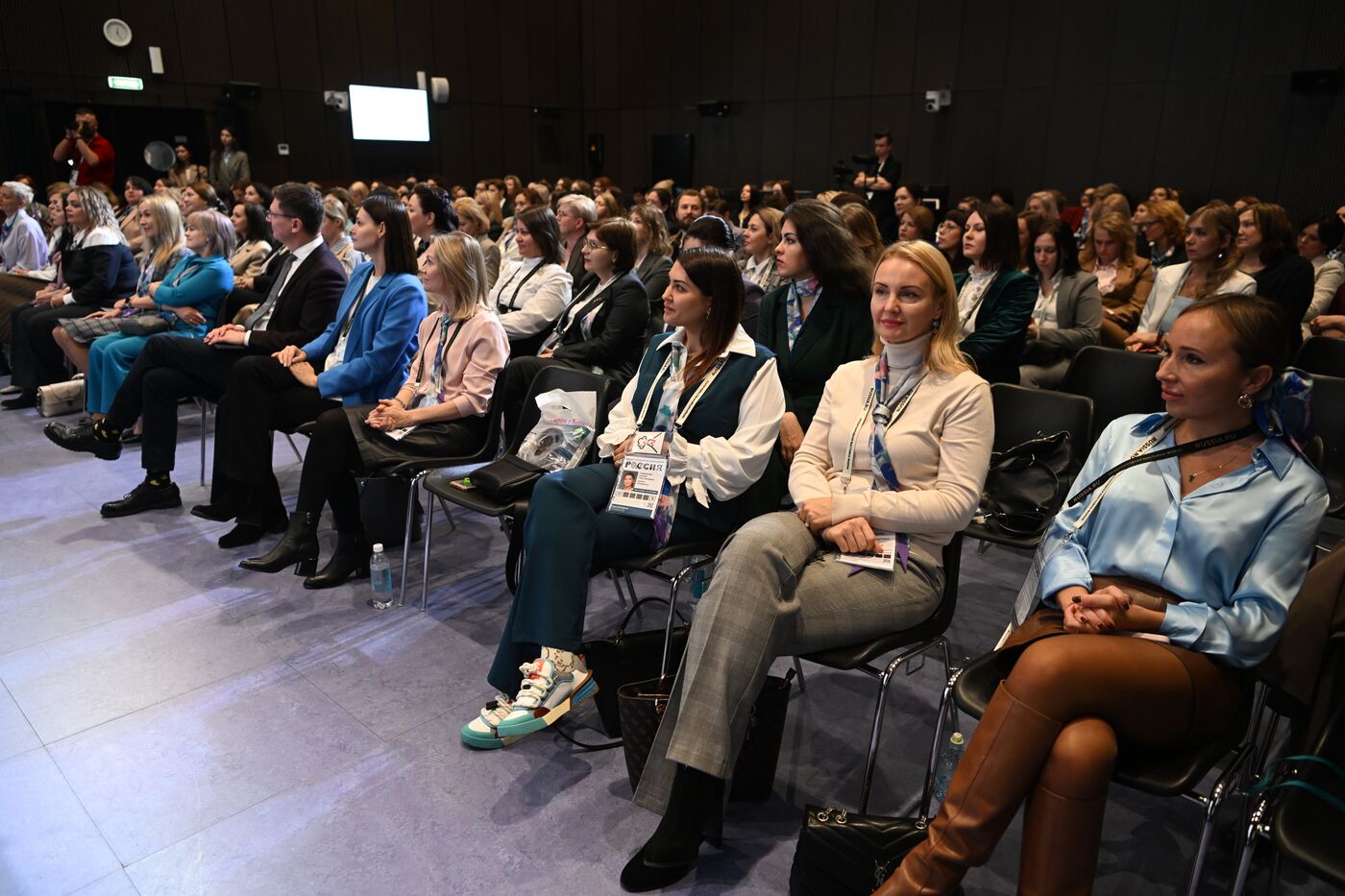 Выставка "Россия". Панельная дискуссия "Позитивный вклад в развитие окружения, страны и мира"