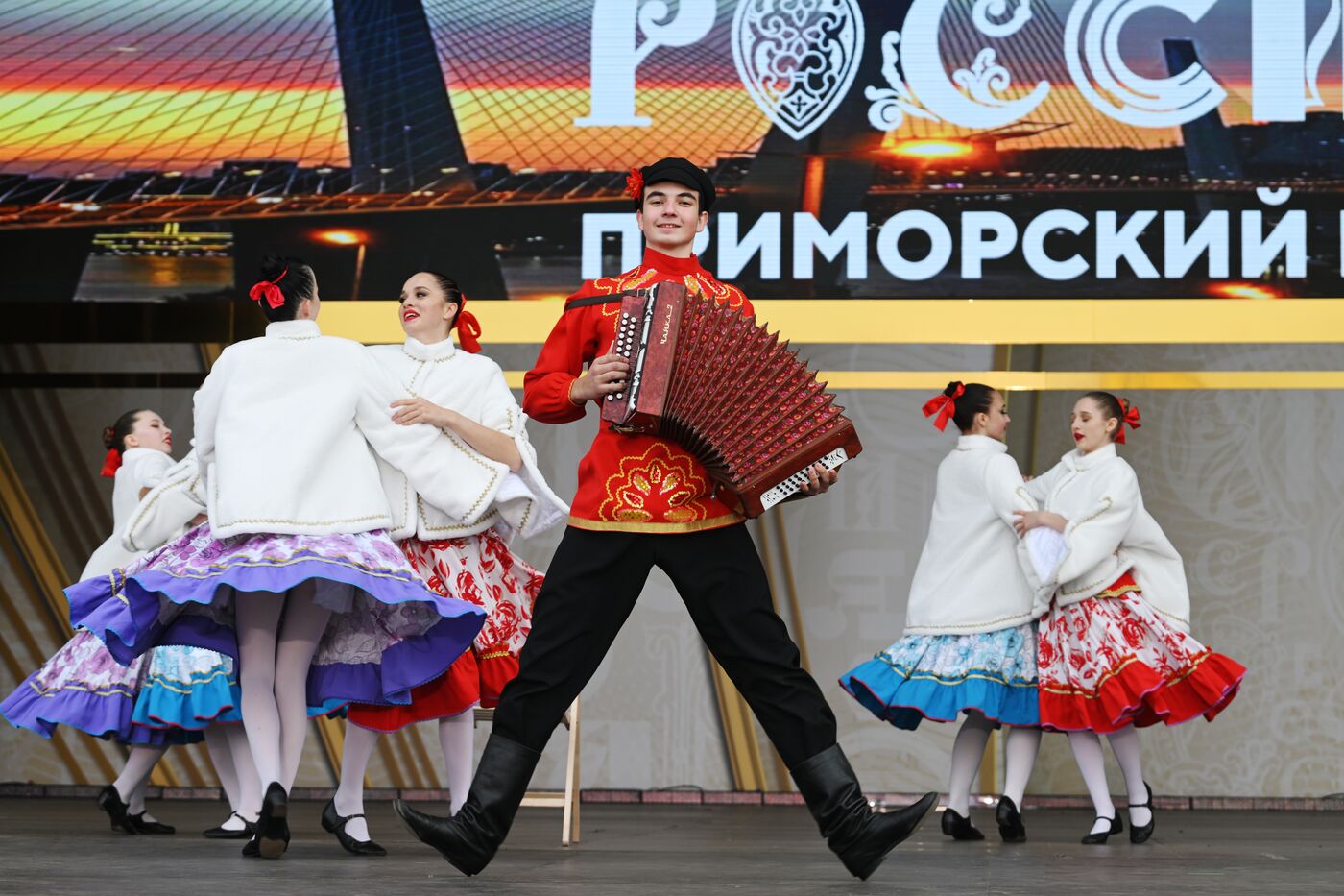 Выставка "Россия". Концертная программа "Из Приморья с любовью"