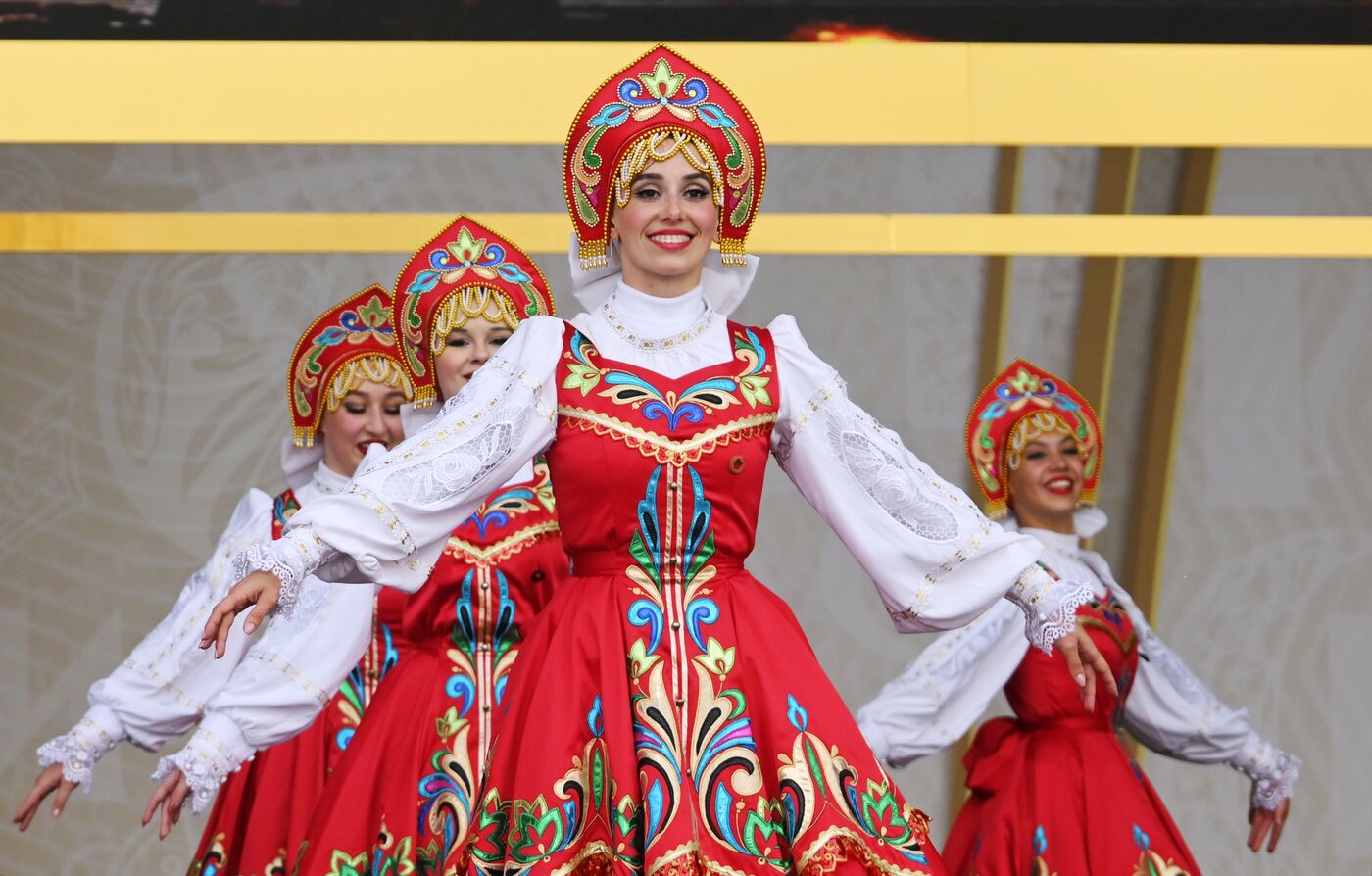 Выставка "Россия". Концертная программа "Из Приморья с любовью"