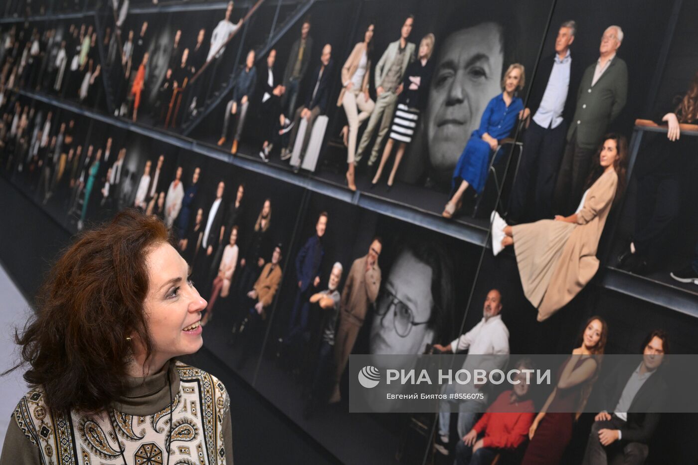 Выставка "Россия". Творческая встреча с заслуженной артисткой России А. Большовой