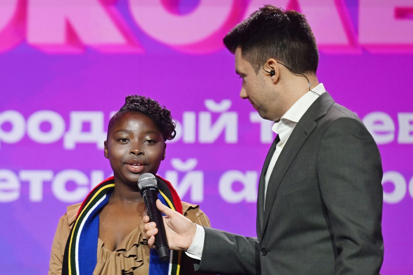 Выставка "Россия". Международный телевизионный конкурс детской авторской песни "Наше поколение"