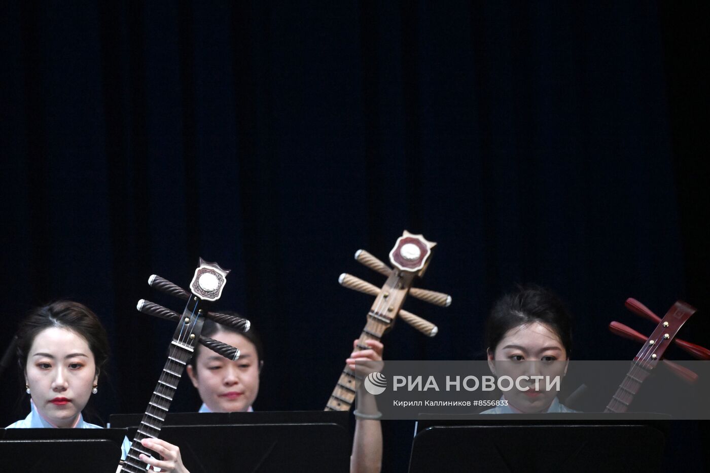 Выступление Национального симфонического оркестра Китайского национального театра оперы и балета