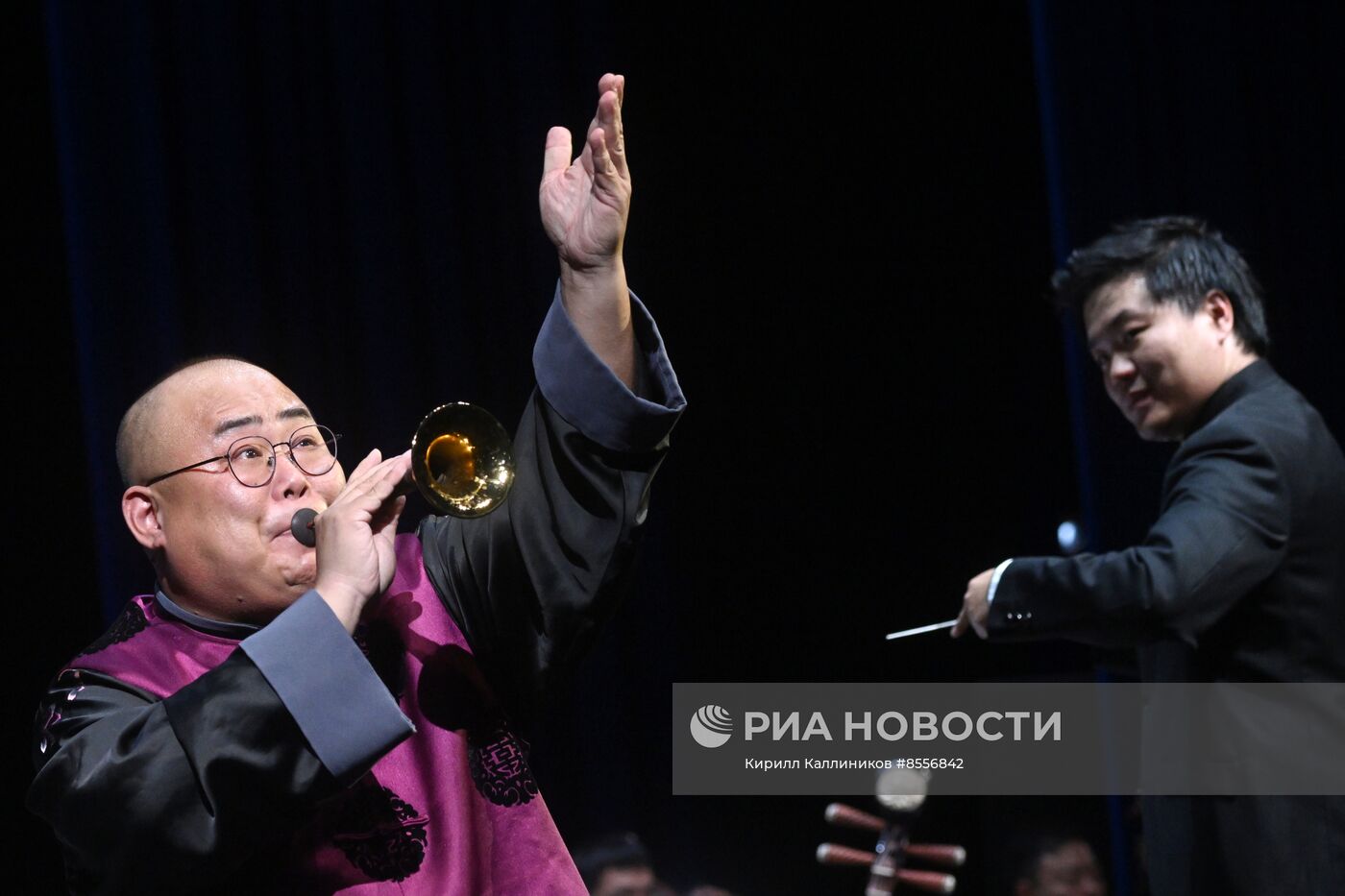 Выступление Национального симфонического оркестра Китайского национального театра оперы и балета