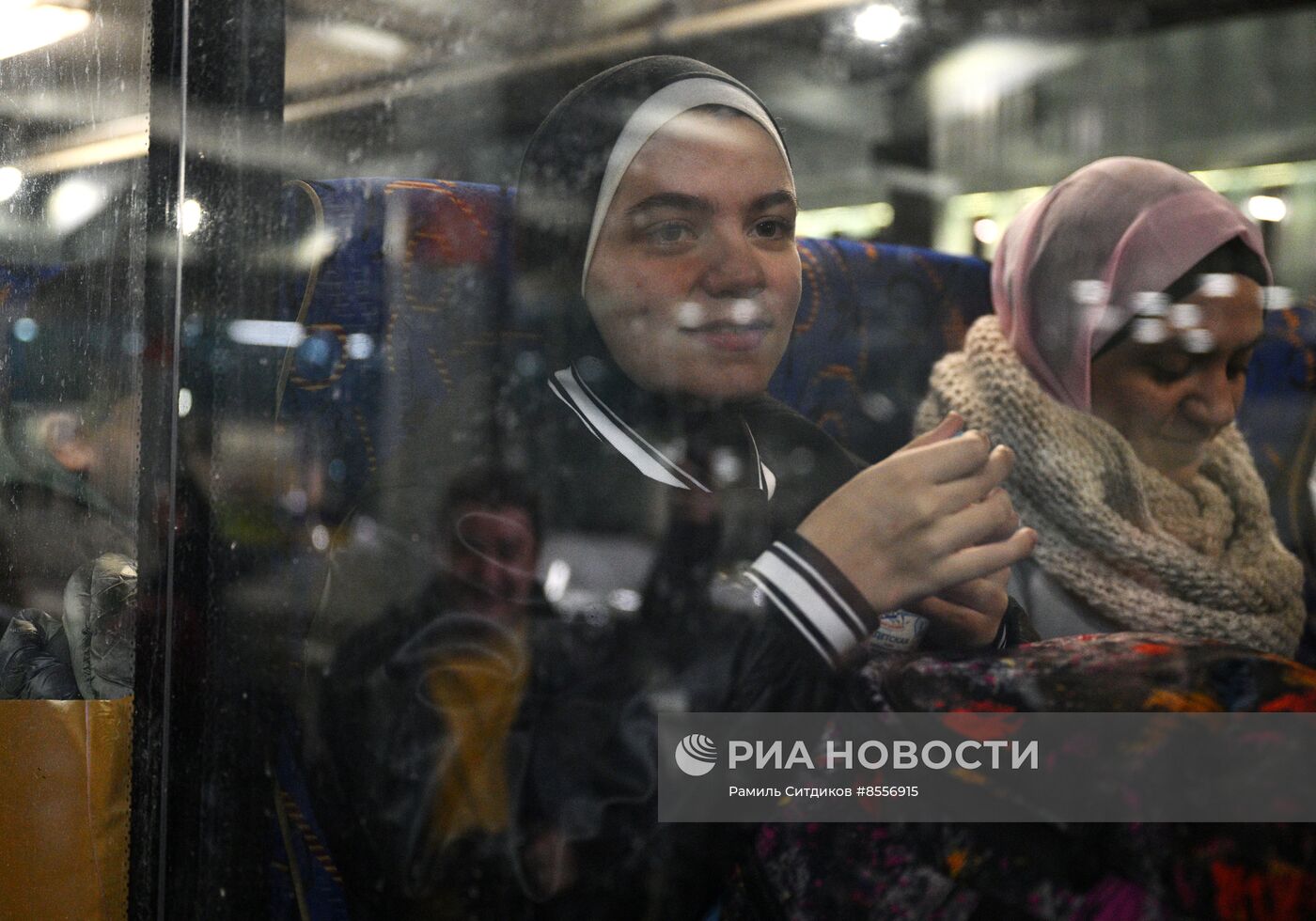 Прилет эвакуированных граждан РФ из сектора Газа в Москву