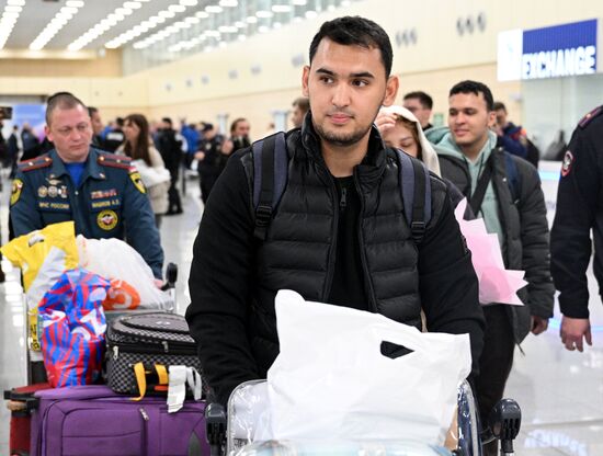 Прилет эвакуированных граждан РФ из сектора Газа в Москву