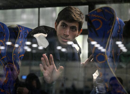 Прилет эвакуированных граждан РФ из сектора Газа в Москву